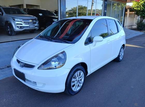 HONDA FIT 1.4 LX 8V GASOLINA 4P AUTOMÁTICO HONDA FIT 1.4 LX 8V GASOLINA 4P AUTOMÁTICO